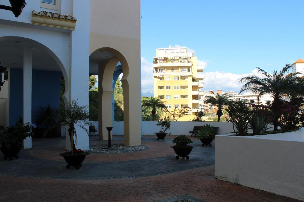 דירות אסטפונה Puerto Blanco מראה חיצוני תמונה